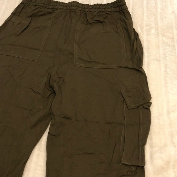 Ardene Army Green High-Waisted Lightweight Cargo Pants - Picture 14 of 14